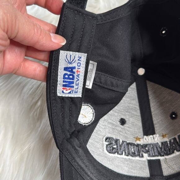 NBA Champions Los Angeles Lakers Black Hat - Picture 4 of 7